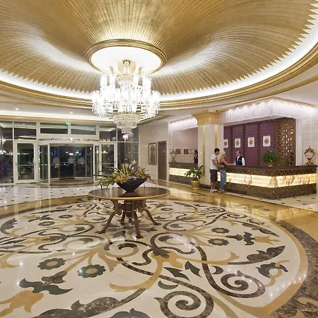 Crystal Palace Luxury Resort & Spa-3